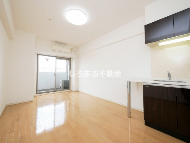  エスライズ日本橋の居間・リビング