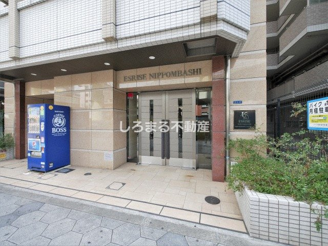  エスライズ日本橋のエントランス