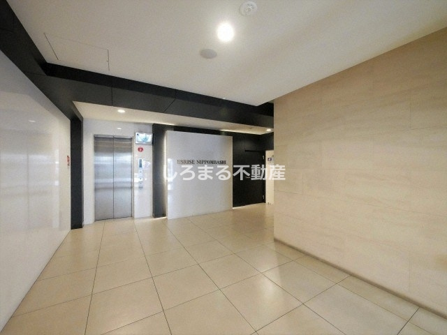  エスライズ日本橋のロビー