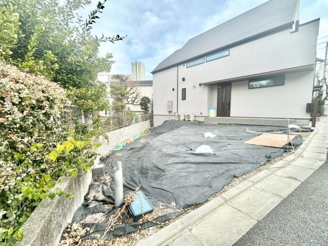 港区白金台3丁目　建築条件無し売地の外観|2026.02.20撮影

現地ご見学希望・資料請求などお気軽にお問い合わせ下さい！
03-5990-5201