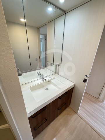 プラウド堀江公園の独立洗面台|プラウド堀江公園　独立洗面台