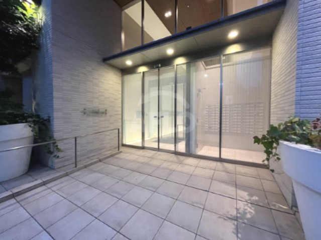 プラウド堀江公園のロビー|プラウド堀江公園　エントランス