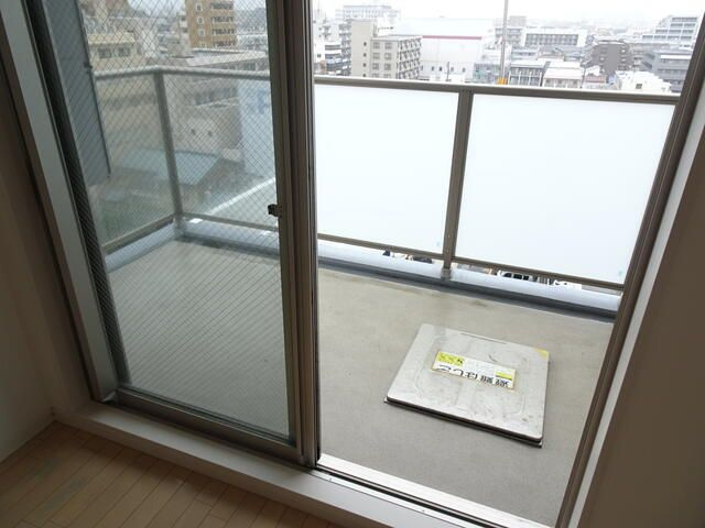 ステーション・タワー・ウラヤスのバルコニー