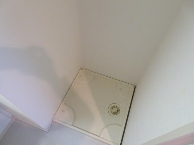 ステーション・タワー・ウラヤスの設備