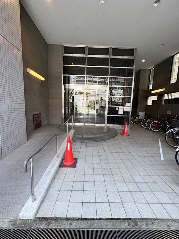 ダイアパレス西神戸のエントランス