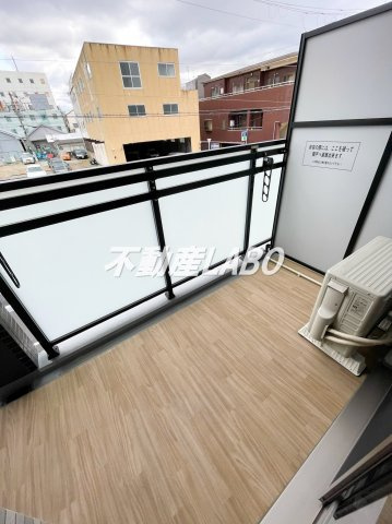 S-FORT大正リヴィエールのバルコニー