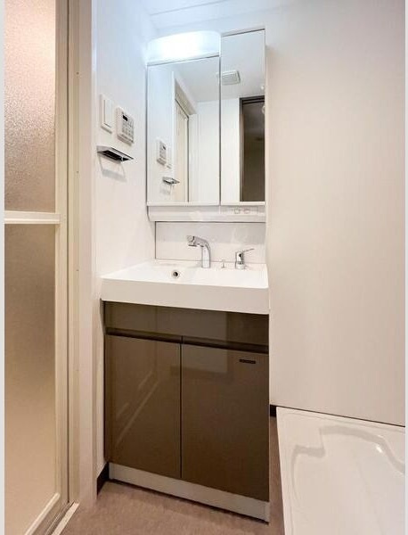 S-RESIDENCE堺浜寺broadの独立洗面台