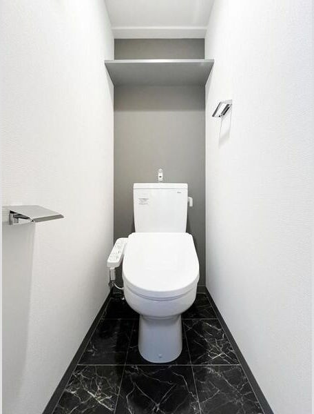 S-RESIDENCE堺浜寺broadのトイレ