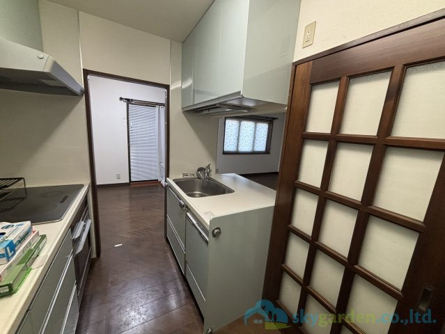 平塚市広川　中古戸建のキッチン