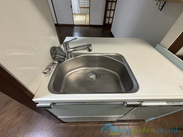 平塚市広川　中古戸建のキッチン