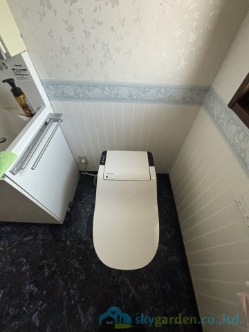 平塚市広川　中古戸建のトイレ