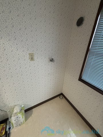 平塚市広川　中古戸建のランドリースペース