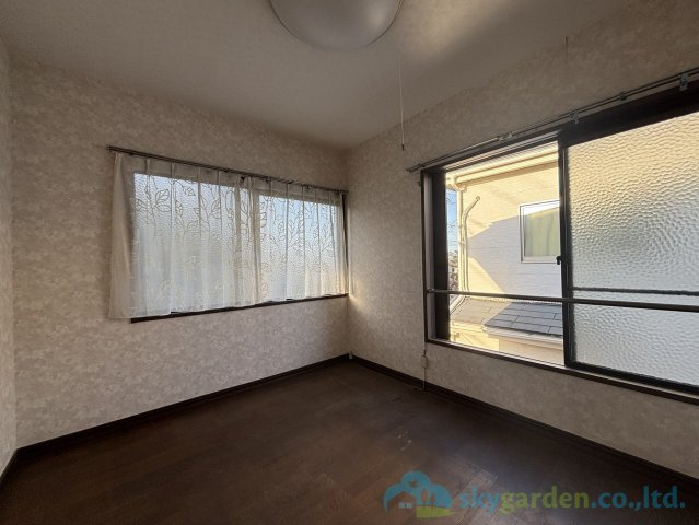 平塚市広川　中古戸建の洋室