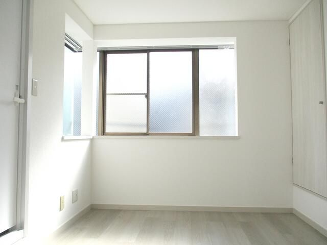 サンライフ下赤塚