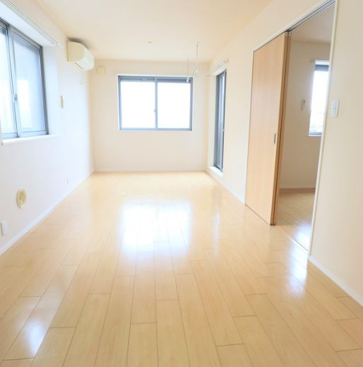 Maison Ritsの居間・リビング