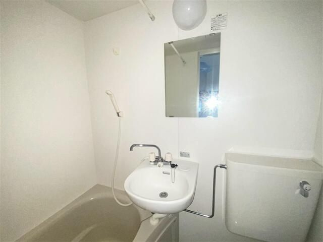 ストークハイツ桶川の洗面所