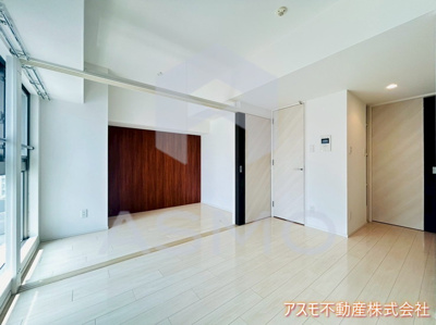 【居間・リビング】 | アドバンス西梅田Ⅳエール | 同マンション別部屋　参考写真