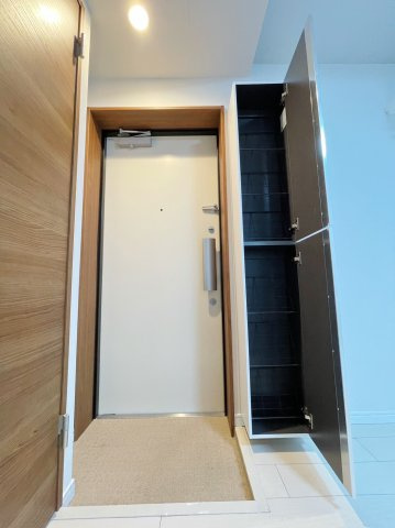 杉並区阿佐谷南３丁目の賃貸マンションの玄関