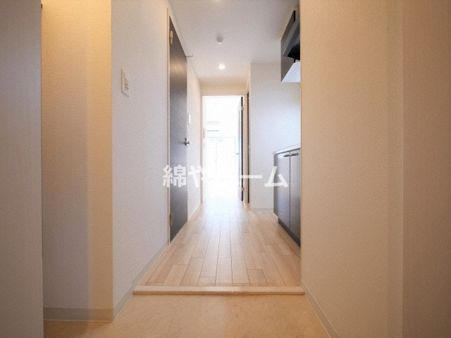 エグゼ難波西IIの玄関|明るい玄関です