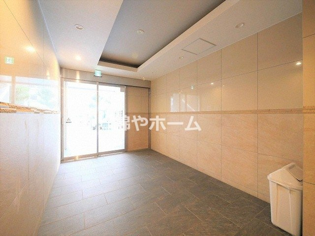 エグゼ難波西IIのエントランス|毎日通るエントランスはこのようになっています