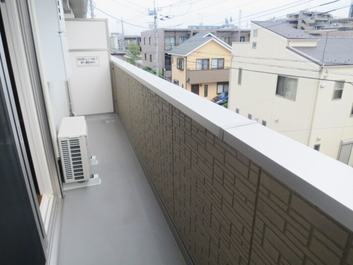 パインヒルズ胡録台のバルコニー|バルコニー