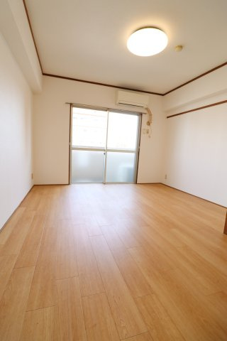 クリオハイムの洋室