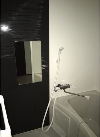 クレイノクオーレ若葉の浴室