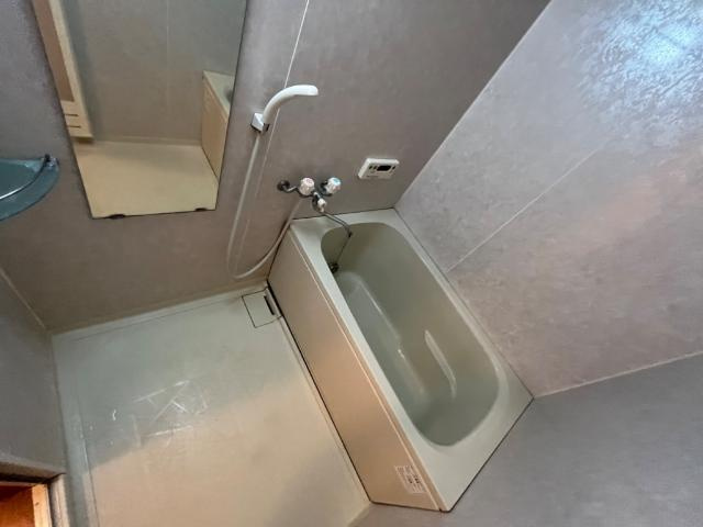 アルパインガーデンの浴室|バス