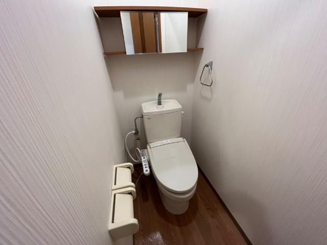 アルパインガーデンのトイレ|シャワー付トイレ