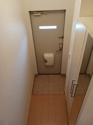 【玄関】 | アルモニーコート