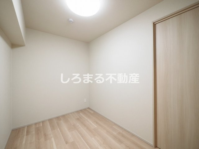 JP noie上町台龍造寺の洋室