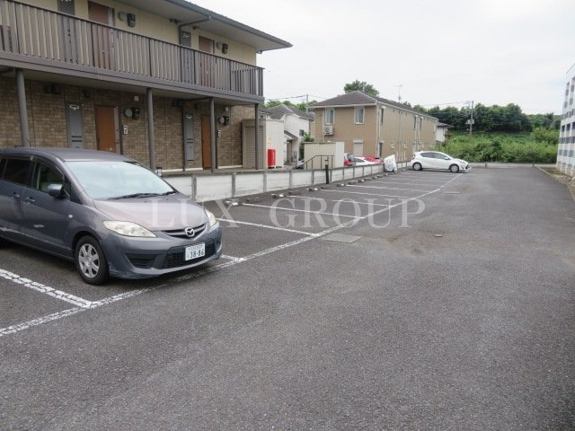 【駐車場】 | レオパレスせいざん
