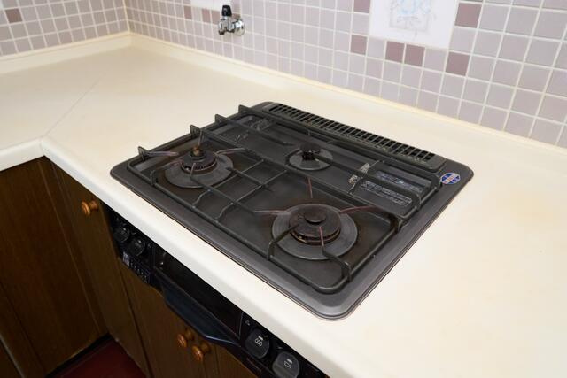 ナイス・ステージ・宇都宮壱番館のキッチン|ガスコンロ