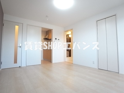 【寝室】 | オリゾン | 落ち着いた色調の寝室です