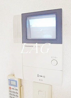 【セキュリティ】 | リーフ・ワン | モニター付きインターフォンです。