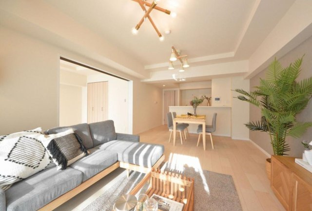 ライオンズステージ横濱元町の居間・リビング