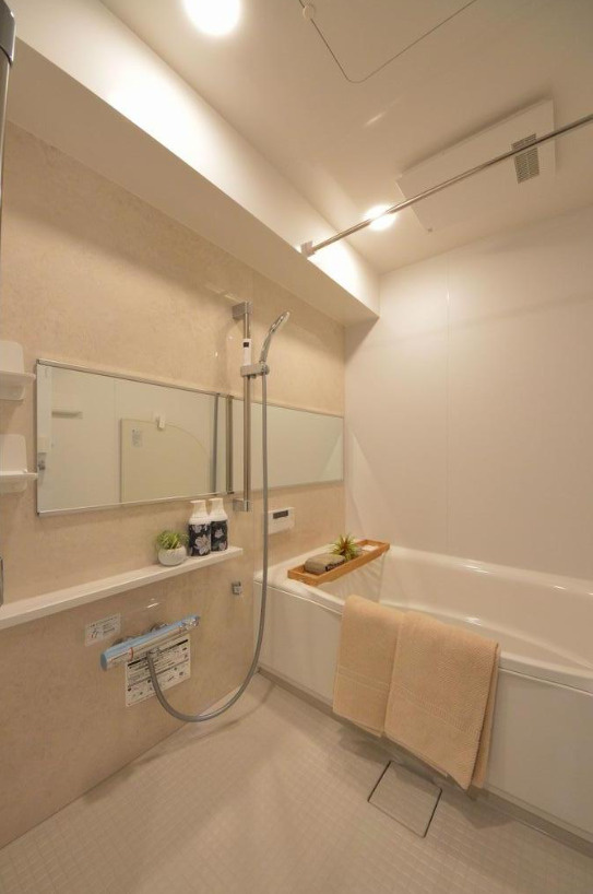 ライオンズステージ横濱元町の浴室