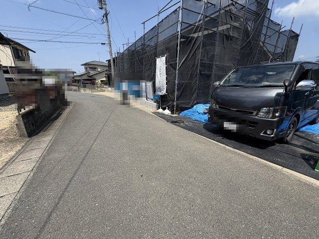 【その他】 | 糟屋郡須恵町須恵25期・平屋　1号棟（全1棟）【仲介手数料無料・0円】 | 現地写真。前面道路です。