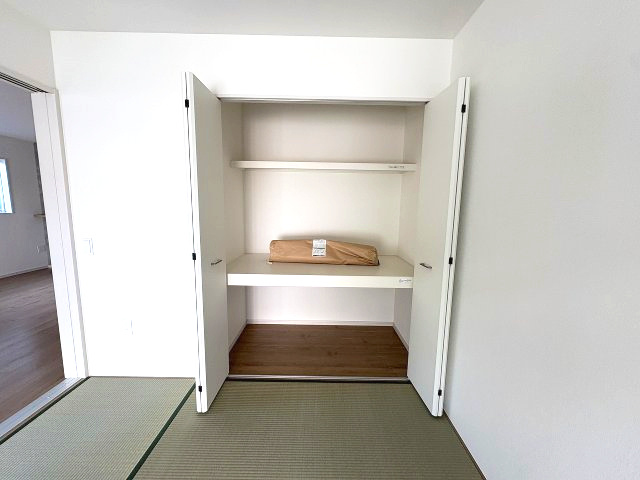 【収納】 | 糟屋郡須恵町須恵25期・平屋　1号棟（全1棟）【仲介手数料無料・0円】 | 施工例。施工例は完成時と異なる場合があります。
