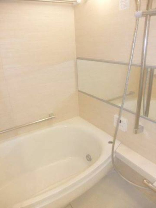 クリオレジダンス横浜新杉田の浴室