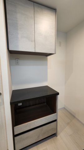 ピアッツァレント八木駅前の収納|キッチンバックセットあり