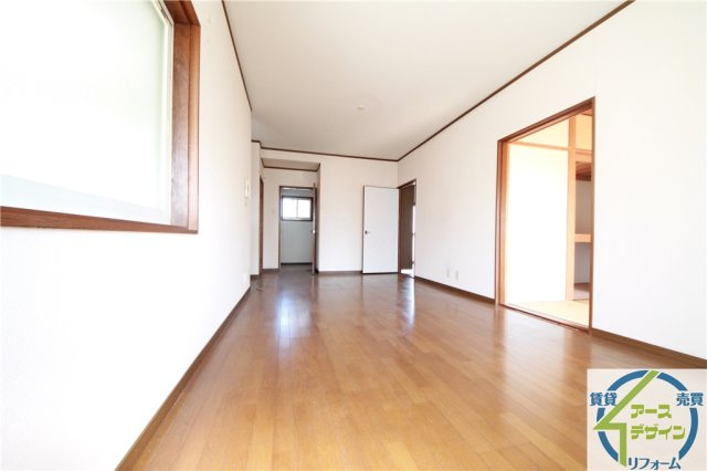 都美ハイツの居間・リビング|※類似写真