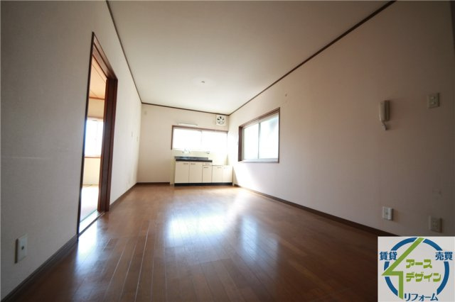 都美ハイツの居間・リビング|※類似写真