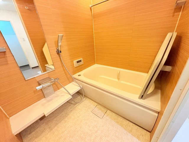 ポートピアプラザC棟の浴室