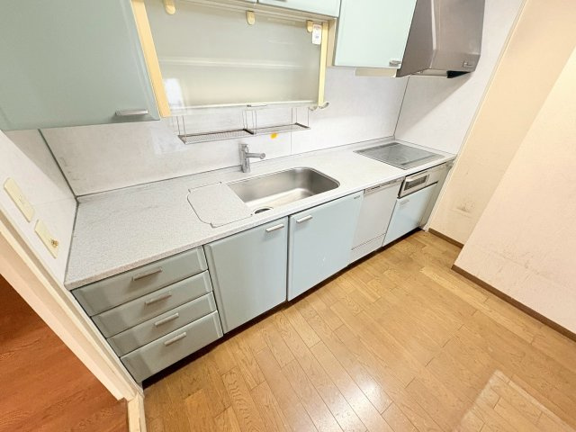 ポートピアプラザC棟のキッチン