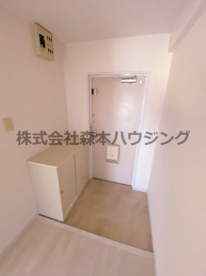 【玄関】 | 　グリーンピア東寝屋川 | 落ち着いた玄関です