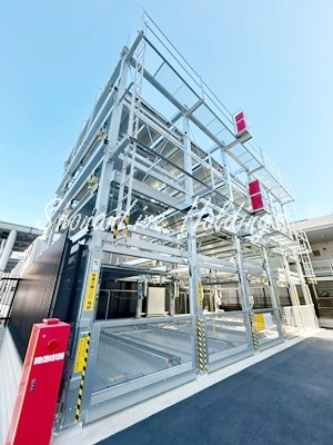 藤沢市弥勒寺１丁目の賃貸マンションの駐車場