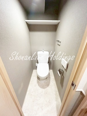 藤沢市弥勒寺１丁目の賃貸マンションのトイレ