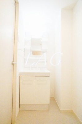 【洗面所】 | リブリ・ベルハウス | 独立洗面台です。