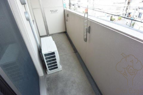 アトレ梅北のバルコニー